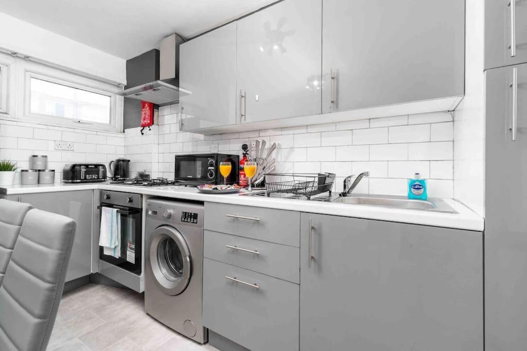 ✪Central✪6Bed✪ Parking✪Pool Table✪Private Patio ✪ Бирмингам Екстериор снимка