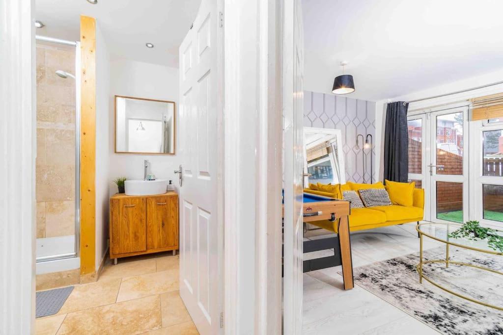 ✪Central✪6Bed✪ Parking✪Pool Table✪Private Patio ✪ Бирмингам Екстериор снимка